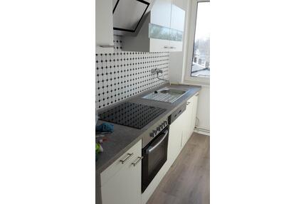 3-Zi.-Whng., Balkon, Einbauküche in HB-Woltmershausen von privat - Bremen Häfen
