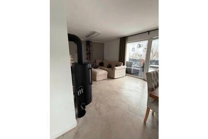 Hausähnliche 3 Zimmer Wohnung mit Garten und Garage - Kaiserslautern Engelshof