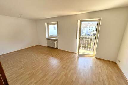 Wohnung zum Mieten in Steinhöring 1.090,00 € 82 m²