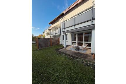 Frisch renovierte helle Wohnung mit eigenem Garten zu vermieten! - Stuttgart Mühlhausen