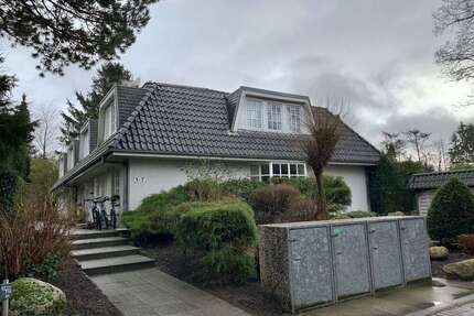 Haus zum Mieten in Norderstedt 1.700,00 € 106.49 m²