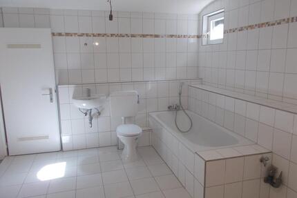 2 ZKB-Whg,Si.-Weidenau(Uninähe),Ab 15.04 od. SPÄTER. - Siegen