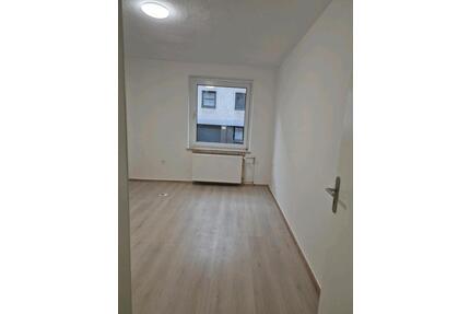 Eigentumswohnung - 74.000,00&nbsp;EUR Kaufpreis, ca.&nbsp; 60,00&nbsp;m&sup2; in Gelsenkirchen (PLZ: 45879)