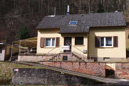 Haus zum Kaufen in Trippstadt 249.000,00 € 125 m²