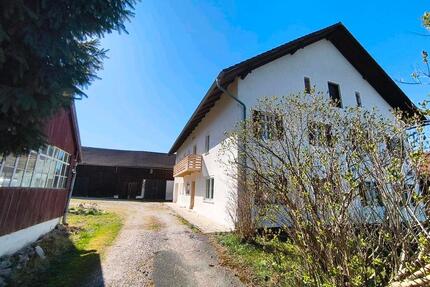 BauernhofVierseithofWirtshaus mit vielfältigen Optionen - Eggenfelden