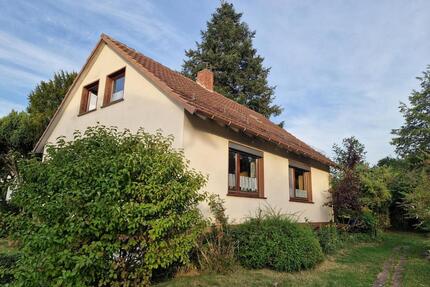 Einfamilienhaus in herrlicher Lage auf großem Eckgrundstück - Eschwege