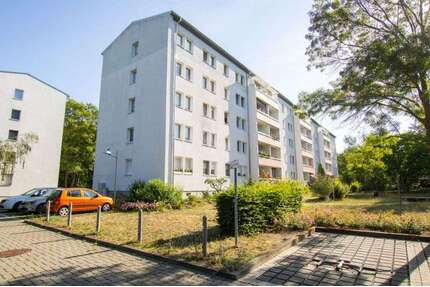 Wohnung zum Mieten in Halle (Saale) 280,00 € 39.86 m²
