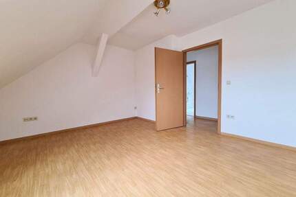 Ideal für Singles! - 245,00&nbsp;EUR Kaltmiete, ca.&nbsp; 40,60&nbsp;m&sup2;&nbsp;Wohnfl&auml;che in Köthen (PLZ: 06366)