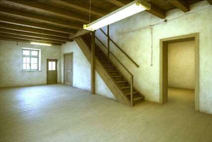 Haus zum Kaufen in Grumbach 135.000,00 € 129.3 m²