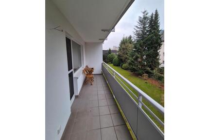 Ab 01.07 Helle 2 Zi. Wohnung in Meerbusch mit EBK