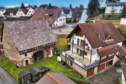 Haus zum Kaufen in Schönbrunn 399.000,00 € 221.79 m²