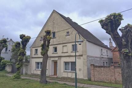 Historischer Bauernhof, mit schönen Garten bei Fehrbellin