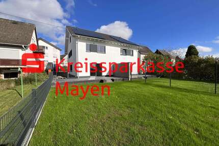 Haus zum Kaufen in Straßenhaus 435.000,00 € 118 m²