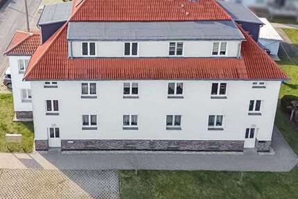 Wohnung zum Kaufen in Zwenkau 117.000,00 € 51.15 m²