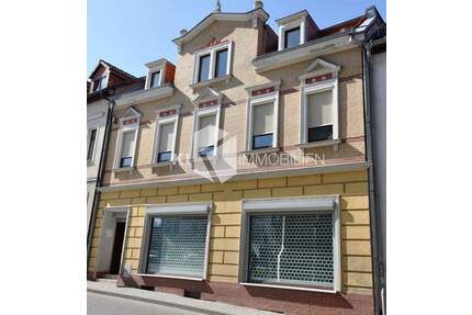 Großzügiger Wohnraum in diesem schönen Wohnhaus mit der Möglichkeit zusätzliches Einkommen zu generieren - Lucka