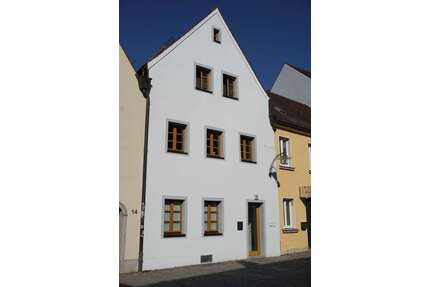 Haus zum Kaufen in Weiden 990.000,00 € 250 m²
