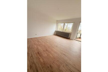 Attraktive 2-Zimmer-Wohnung mit Balkon & Garage in Jever 54 qm