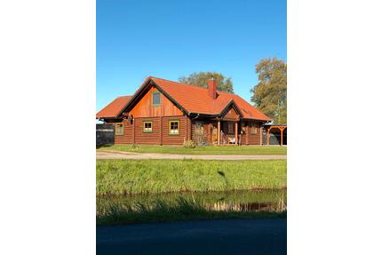 Einfamilienhaus Rundbohlen Holzhaus zu verkaufen 157m2 Bauj2011 - Moormerland