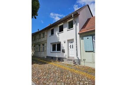 Einfamilienhaus - 325.000,00&nbsp;EUR Kaufpreis, ca.&nbsp; 113,00&nbsp;m&sup2; in Nauen (PLZ: 14641)