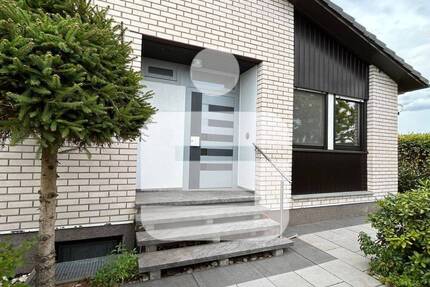 Viel Platz zum Wohnen und Arbeiten in sonniger Lage...freistehendes EFH in Falkendorf - Aurachtal