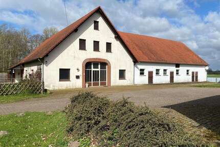Haus zum Kaufen in Stemwede 190.000,00 € 193 m²