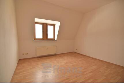 Dachgeschosswohnung in Meerane - 298,00&nbsp;EUR Kaltmiete, ca.&nbsp; 49,65&nbsp;m&sup2; in Meerane (PLZ: 08393)