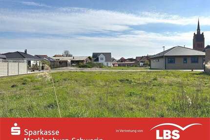 Grundstück zu verkaufen in Grabow 62.000,00 € 714 m²