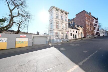 Nähe RWTH: Denkmalgeschütztes Mehrfamilienhaus - Aachen Aachen-Mitte