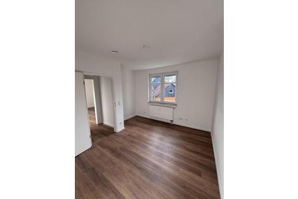 Lichtdurchflutete und sanierte 4-Zimmer Wohnung in ruhiger Lage in Niestetal-Sandershausen