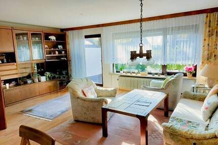 DHH Roter Hügel, 5-6 Zimmer, Garage, Südausrichtung, Essküche, 2 Bäder, Keller, Top gepflegt - Bayreuth