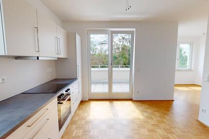 Ein Rückzugsort im Grünen – 2-Zimmer-Dachterrassenwohnung mit Herz in Strausberg