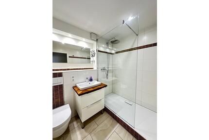 1,5 ZKB Wohnung mit Blick über die Dächer Augsburgs