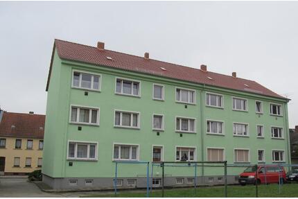 Neu sanierte 3 Raum Wohnung - 426,00&nbsp;EUR Kaltmiete, ca.&nbsp; 56,80&nbsp;m&sup2; in Nienburg (Saale) (PLZ: 06429)