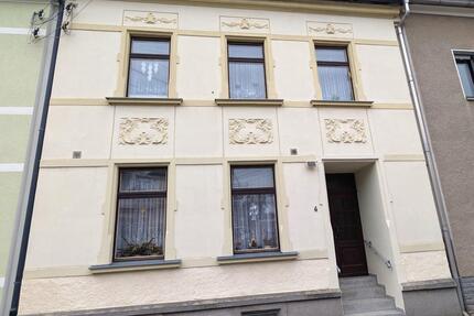 Reihenmittelhaus, ruhige Lage mit eig. Garten - Größe ca. 350 qm - Pausa-Mühltroff