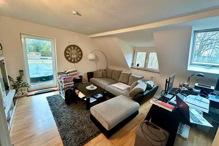 Rodenhof 2 Zimmer großer Balkon Altbau Wohnung zur Miete - Saarbrücken Malstatt