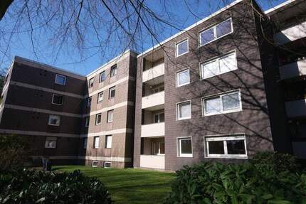 Rarität in Buer: Renovierte 4,5-Zimmer-Dachgeschoss-Wohnung mit Balkon und Stellplatz zu vermieten - Gelsenkirchen