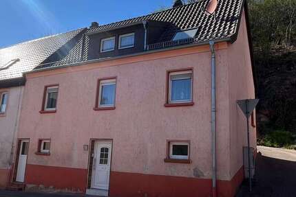 Haus zum Kaufen in Zweibrücken 109.000,00 € 116 m²