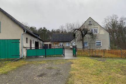 Der Traum vom eigenen Hof: EFH mit viel Platz in Bloischdorf zu verkaufen - Felixsee