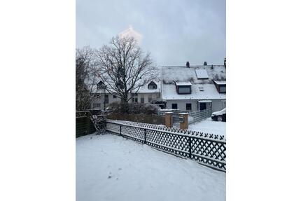 Fully Furnished Room Available With City registration - Erlangen Bruck