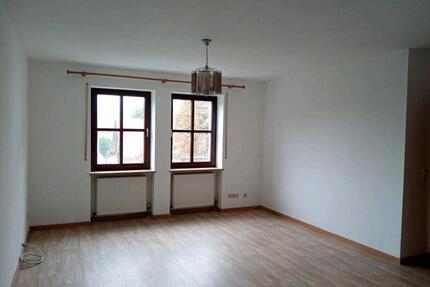 Wohnung zu vermieten - 520,00&nbsp;EUR Kaltmiete, ca.&nbsp; 63,00&nbsp;m&sup2; in Illschwang (PLZ: 92278)