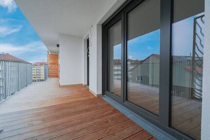 Wohnen am Park: Exklusive 3-Zimmer-Neubau-Wohnung !!Erstbezug!! mit eigenem Tiefgaragenstellplatz und E-Ladestation - Nürnberg Rennweg