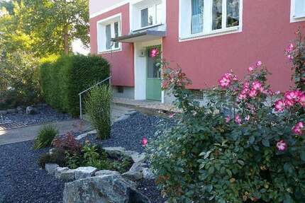 Wohnung zum Mieten in Lichtentanne 255,00 € 46.91 m²