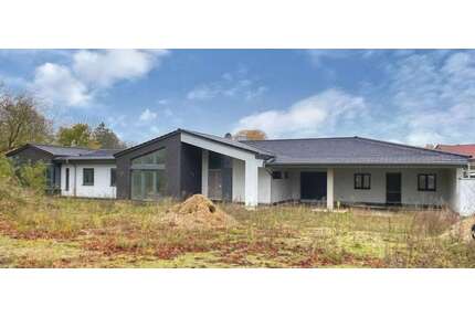 Haus zum Kaufen in Groß Plasten 499.000,00 € 285 m²