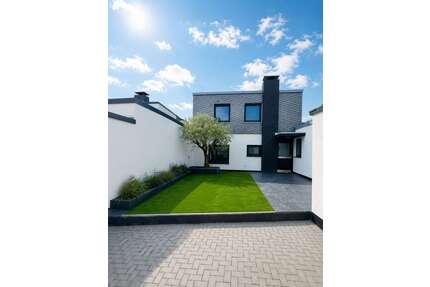 Haus zum Mieten in Köln 2.700,00 € 110 m²