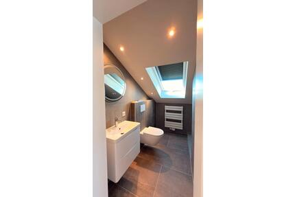 Möblierte 3-Zimmer-Wohnung (Balkon & Stellplatz) - Sinsheim