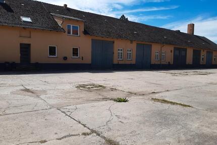 Gewerbeflächen Garagen und Werkstatt mit Bürofläche zur Miete - Galenbeck