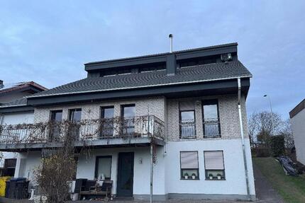 Moderne und ruhige 60 m2 2 Zimmer, Küche, Bad Souterrain-Wohnung - Schalkenbach