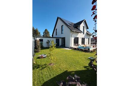 Schönes Einfamilienhaus mit 5,5 Zimmern in SN - Schwerin Friedrichsthal