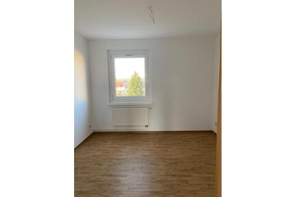 Schöne 2 Raum Wohnung - 260,00&nbsp;EUR Kaltmiete, ca.&nbsp; 50,00&nbsp;m&sup2; in Bernsdorf (PLZ: 02994)