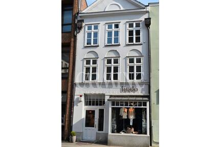 Geschäftshaus in Top-Lage von Lüneburg zur Anmietung